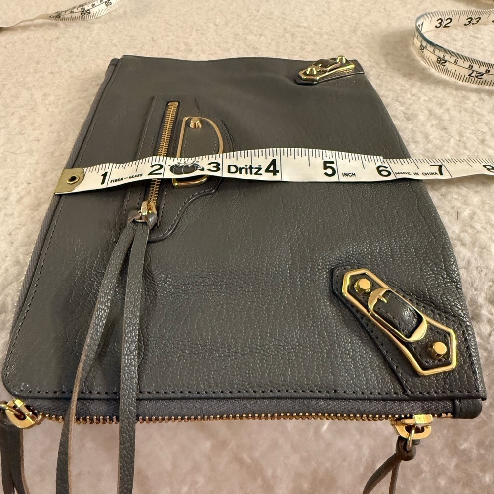 Balenciaga City Metallic Edge Grey Leather Clutch with Gold Hardware - Picture 12 of 13